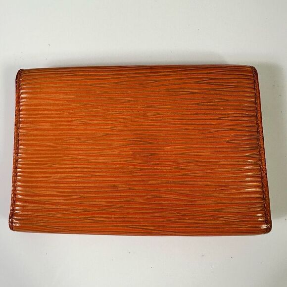 Louis Vuitton Orange Epi Leather 6 Key Holder Case Wallet - Picture 2 of 16